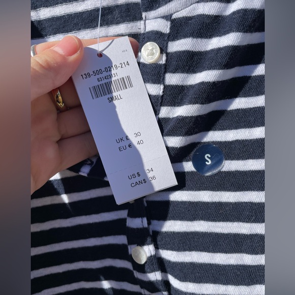 Abercrombie & Fitch Top NWT - Picture 3 of 4